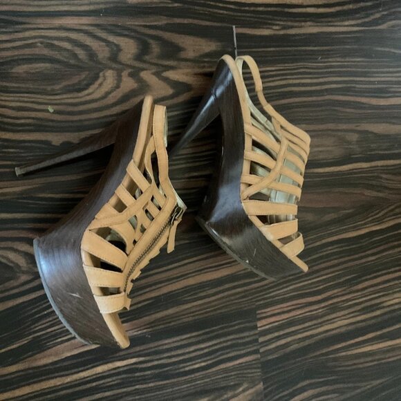 Jessica Simpson Laser Cutout Slingback Sandal Front-Zip Open Toe Size 7 Tan - Picture 4 of 4